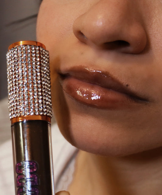 Chocolate Lip gloss Rich cocoa shine, deep Brown glossy finish